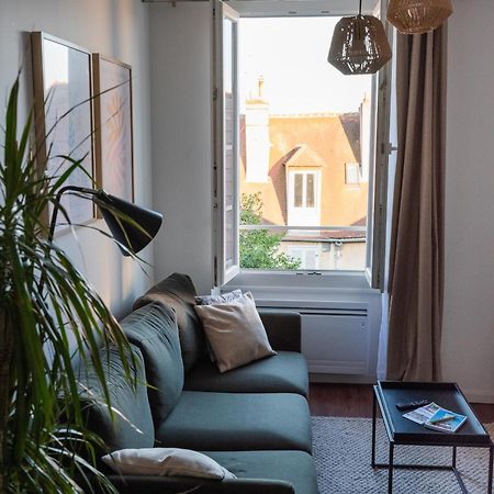 Appartement Cosy - Deux Pieces - Hyper Centre Auxerre Bagian luar foto