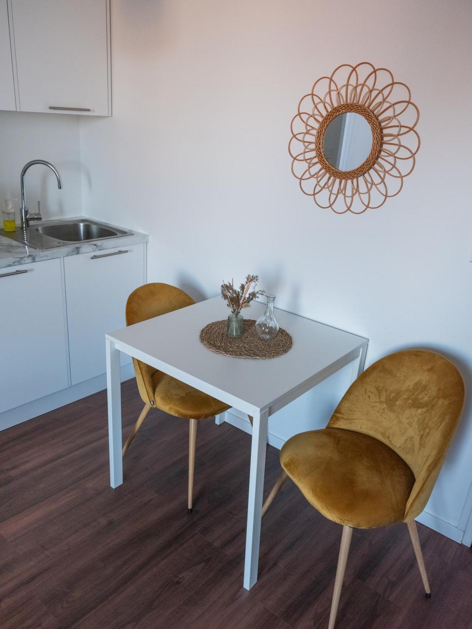 Appartement Cosy - Deux Pieces - Hyper Centre Auxerre Bagian luar foto