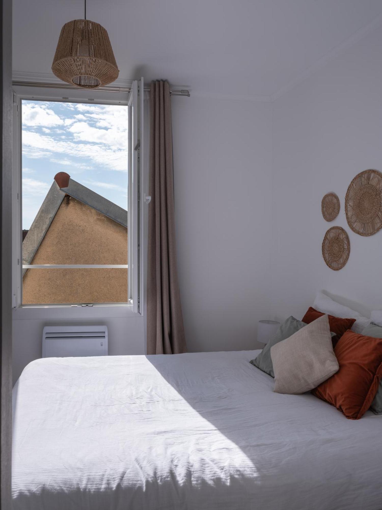 Appartement Cosy - Deux Pieces - Hyper Centre Auxerre Bagian luar foto
